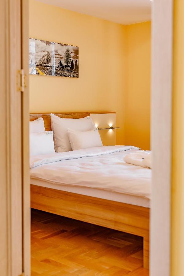 Airstar Hotel 4*